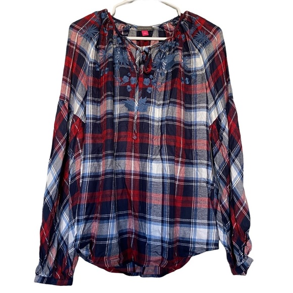 Vince Camuto Embroidered Blue and Red Peasant Blouse Size Small NWT - Picture 4 of 10